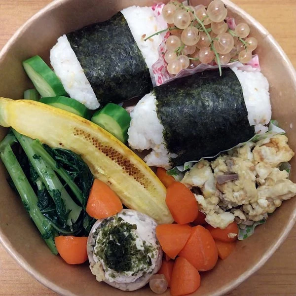 Odoroki Bento - Sommer